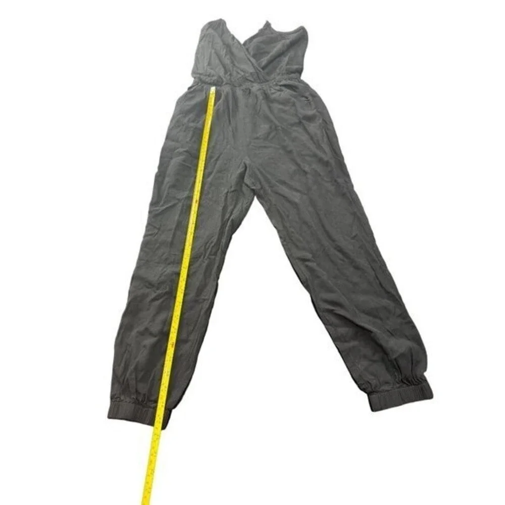 Lulus Black‎ Halter Surplice Neck Jumpsuit Elastic Waist Jogger Leg XS